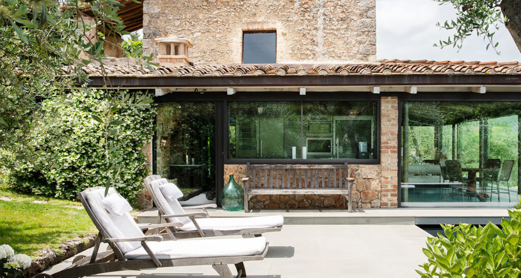 The-Casina_2-1500x800